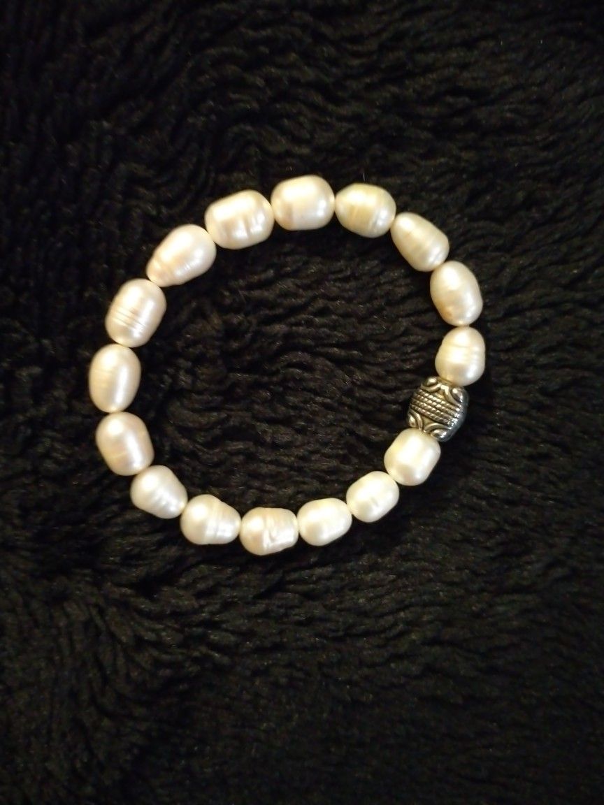 White Bracelet 