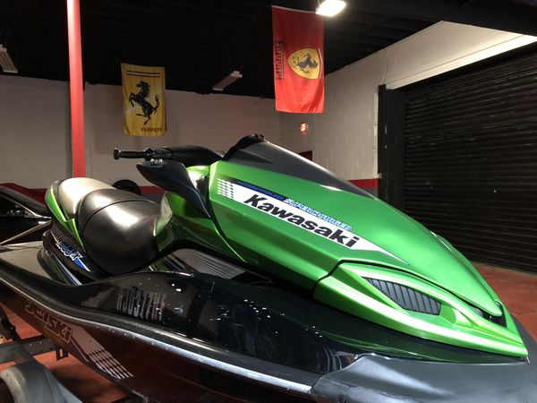 Kawasaki ultra 300x jet ski