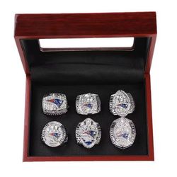 New England Patriots Championship Replica Rings Set With Wooden Box / Brady