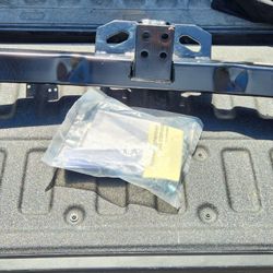 Draw-Tite Trailer Hitch Receiver For Nissan Frontier