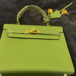 Vintage handbag Never worn Green, Leather