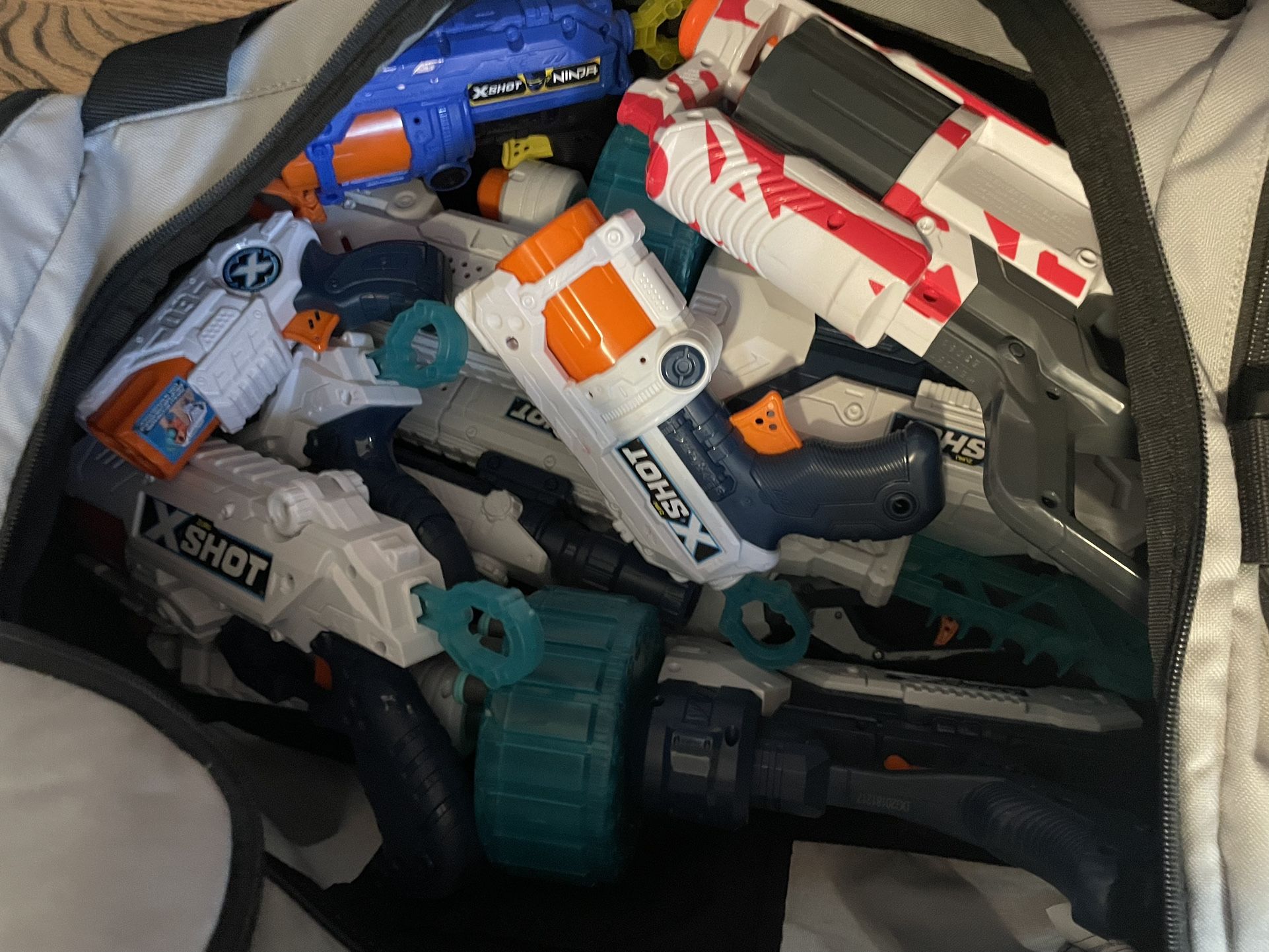 LOTS of nerf guns