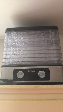 Tntants dehydrator