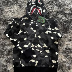 Black White  BAPE Camo Shark Full Zip Hoodie Size M 100% Authentic