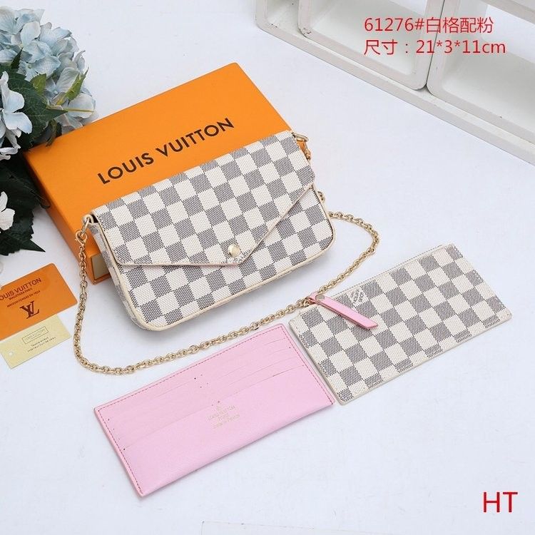 LV 🩷 Pink Felicia Pochette 🩷Suede Interior