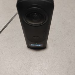 RICOH THETA Z1 51GB