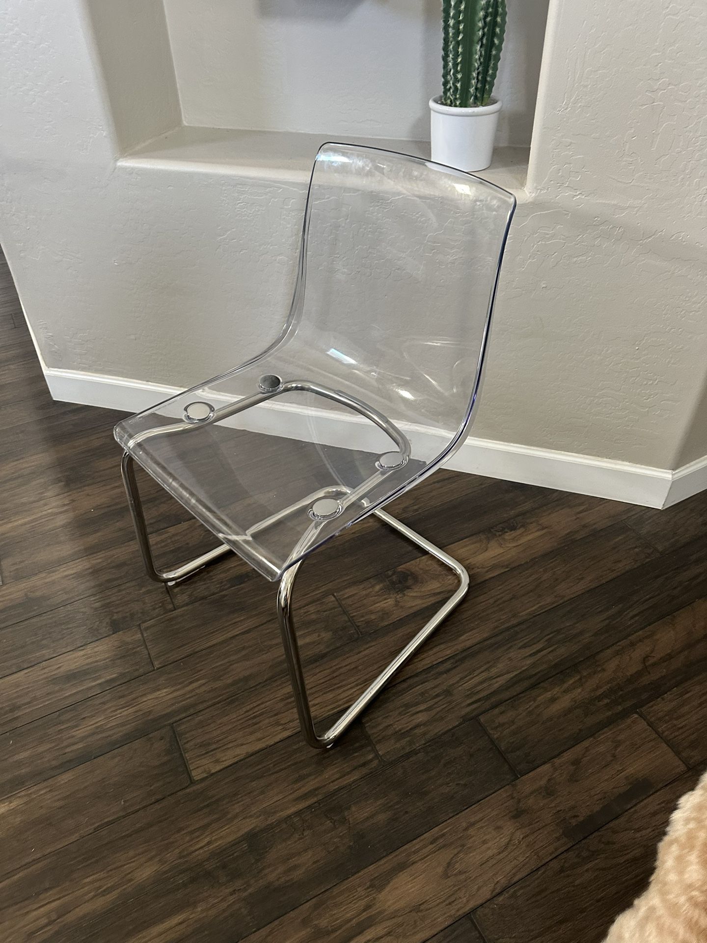 4 Clear Chairs