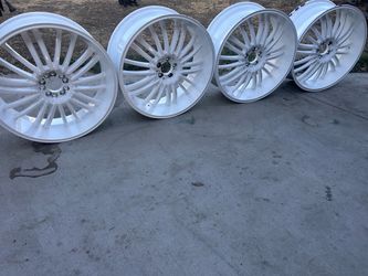 22 inch universal rims 5 lugs