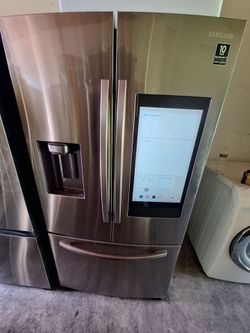 SAMSUNG STAINLESS STEEL SMART FAMILY HUB FRENCH DOOR REFRIGERATOR
