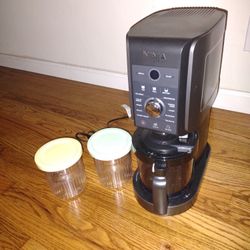 Ninja Creami Deluxe with 2 Containers