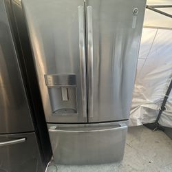 GE Beautiful Stainless steel 3 Doors Refrigerator