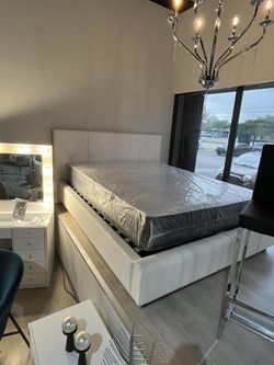 Queen Bed With Storage Floor Sample $399