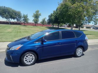 2014 Toyota Prius V