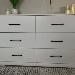 Brand New Arkia 47.0" W 6 - Drawer 