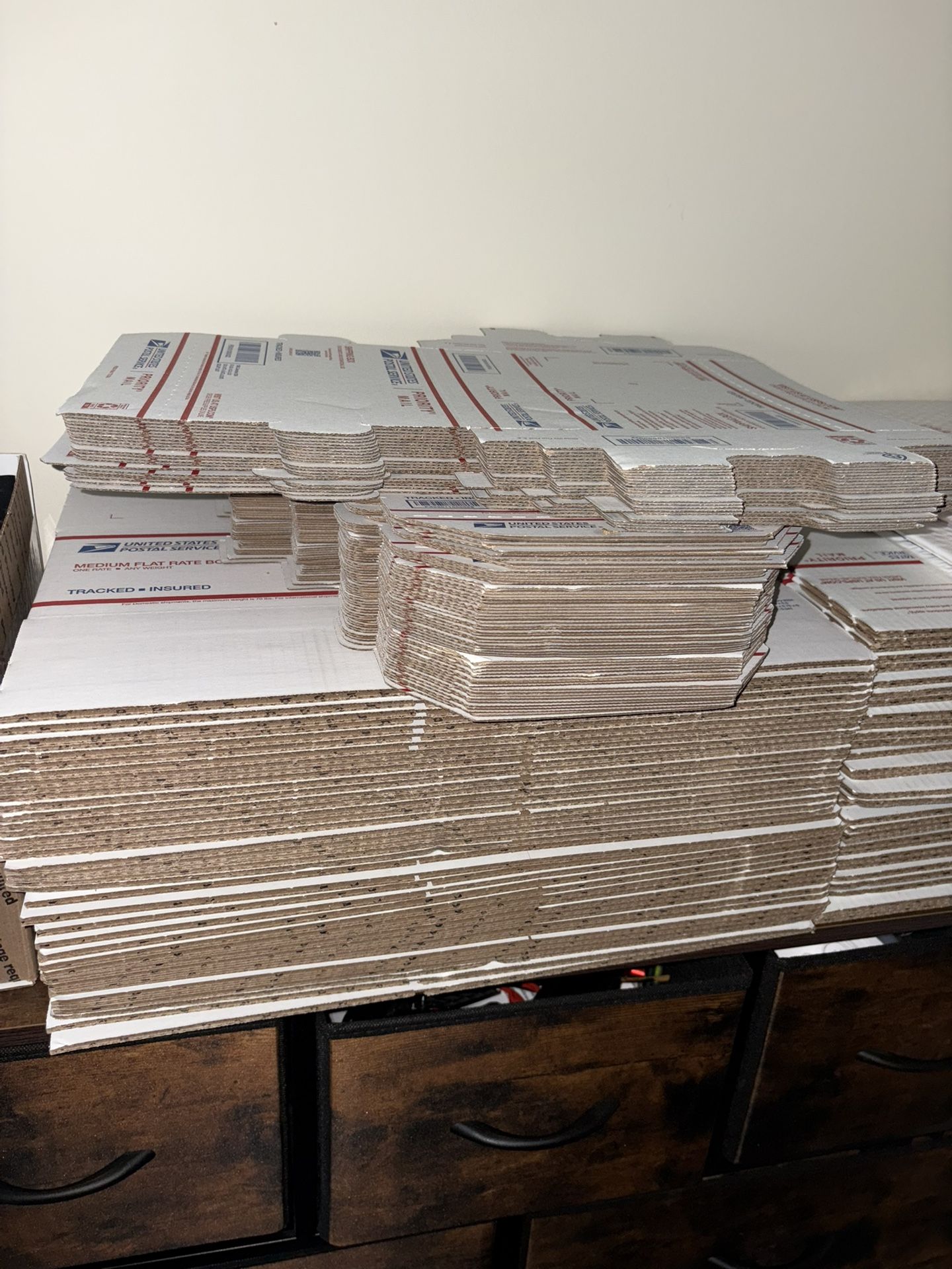 Shipping Boxes β Small, Medium, Large (Bulk Discounts | Pick Up Only)