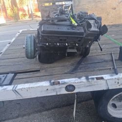 350 engine good working condition it around 80 thousands miles since rebuilding. Engine 800