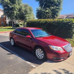2013 Chrysler 200