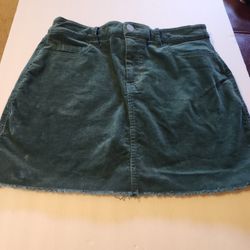 N. Peoria Like New Forever 21 Junior Small Green Corduroy Skirt Please Read Description For Pick Up Location Options 