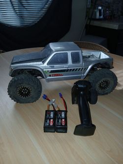 Rc crawler axial coyote