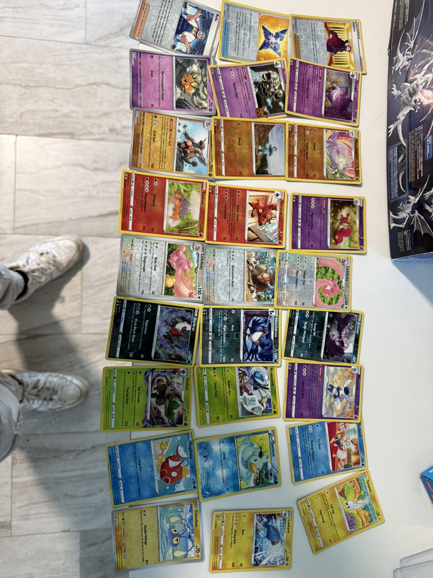 Pokemon Holo / Reverse Holo