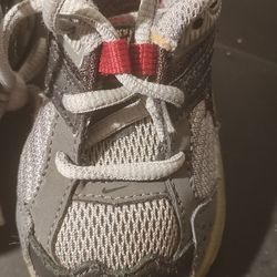 NIKE SNEAKERS 