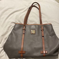 Dooney & Bourke tote