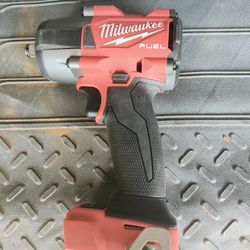 Milwaukee M18 1/2 Inch Impact Wrench 