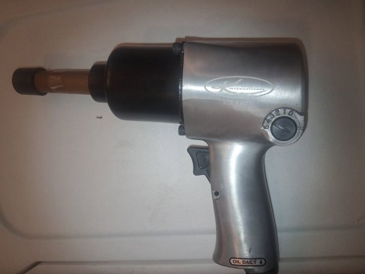 Drive Air Impact Wrench