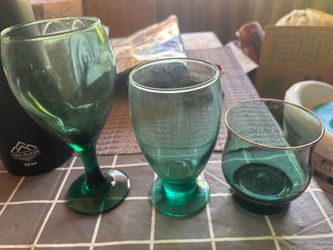 Green Glass and bowls with gold trim
