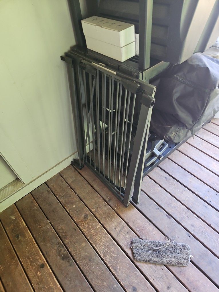 XL Dog/Child Safety Gate