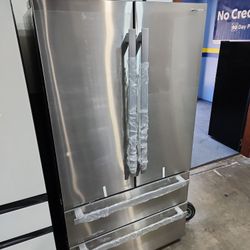SHARP COUNTER-DEPTH 22.5-cu.ft  4-DOOR FRENCH DOOR REFRIGERATOR with ICE MAKER IN STAINLESS STEEL.(with warranty)