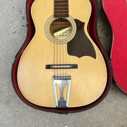 Acoustic Guitar 