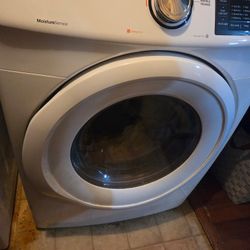 Large Samsung Dryer 275 Obo