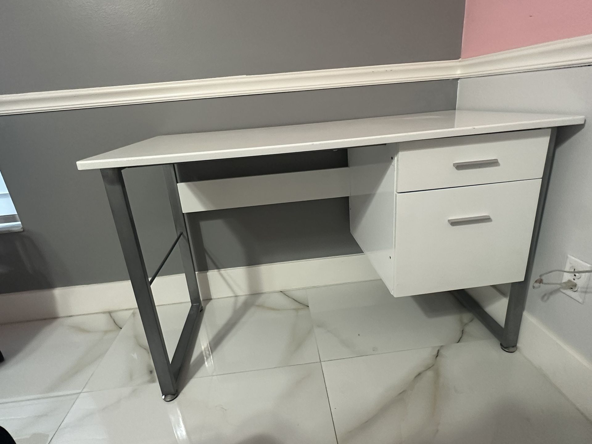 Office Desk And Chair