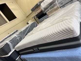 King pillowtop mattress set