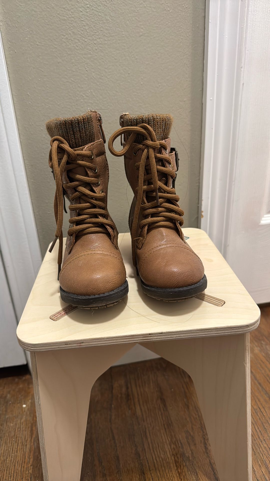 Girl's Mid Calf Combat Ankle Lace up Boots