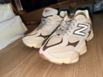 New Balance 9060 Sea Salt Size 5.5 Men’s / 7 Women’s