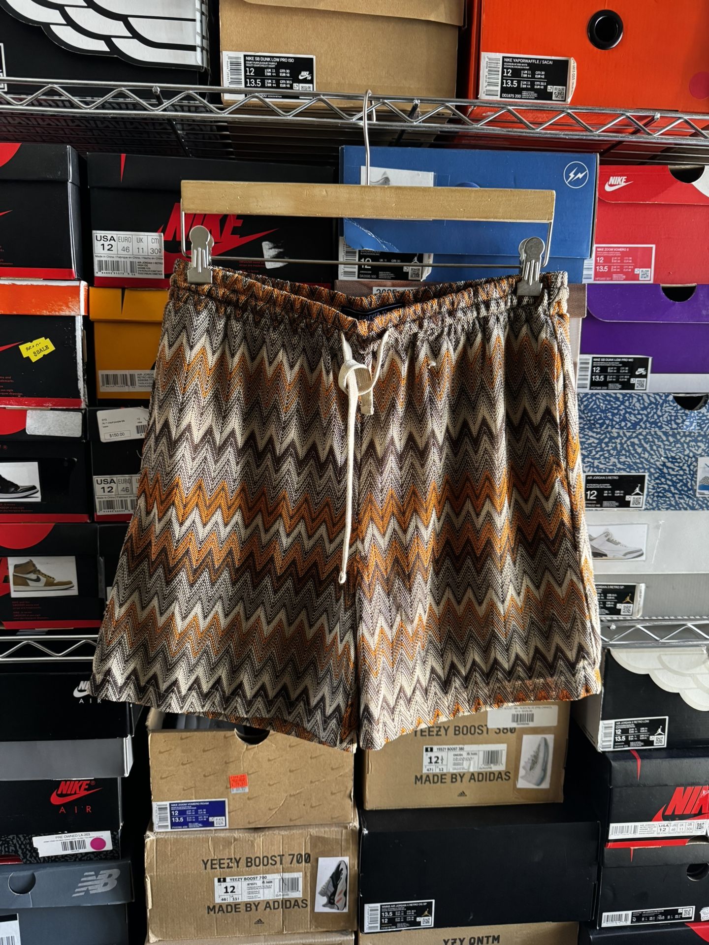 Men’s New Shorts Size L