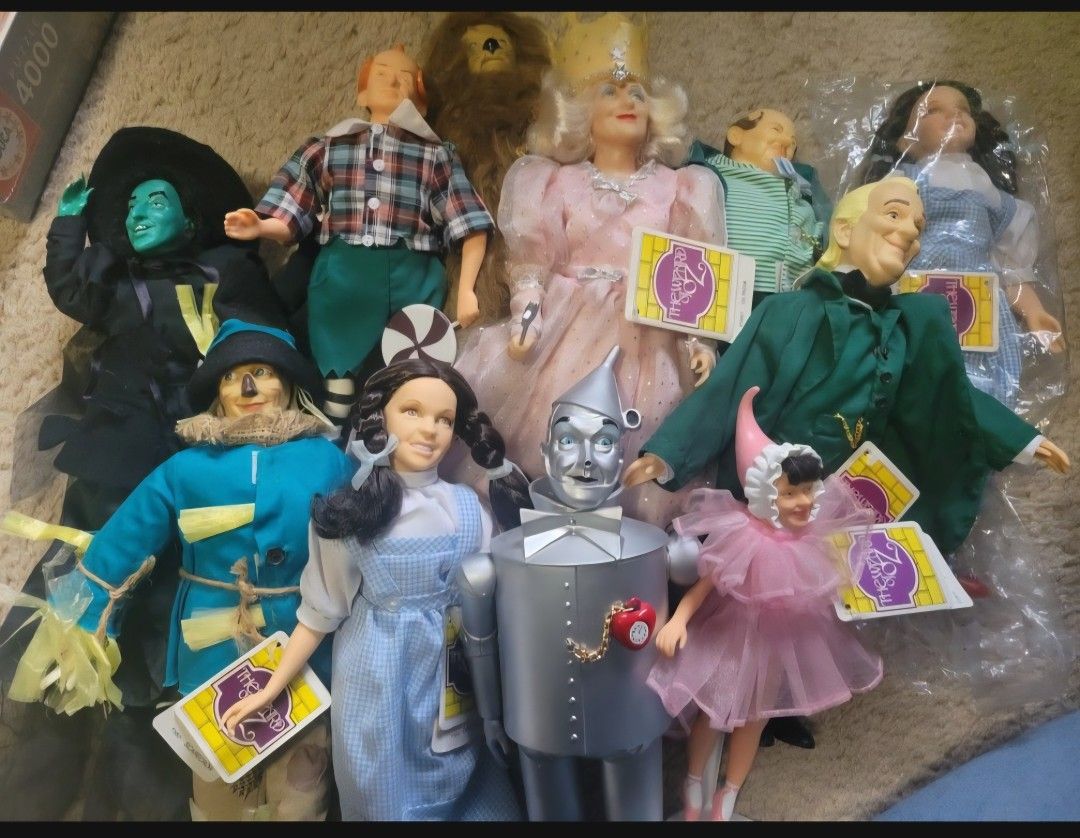 Presents Wizard Of OZ Doll Collection