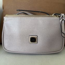 Dooney & Burke Crossbody Bag 