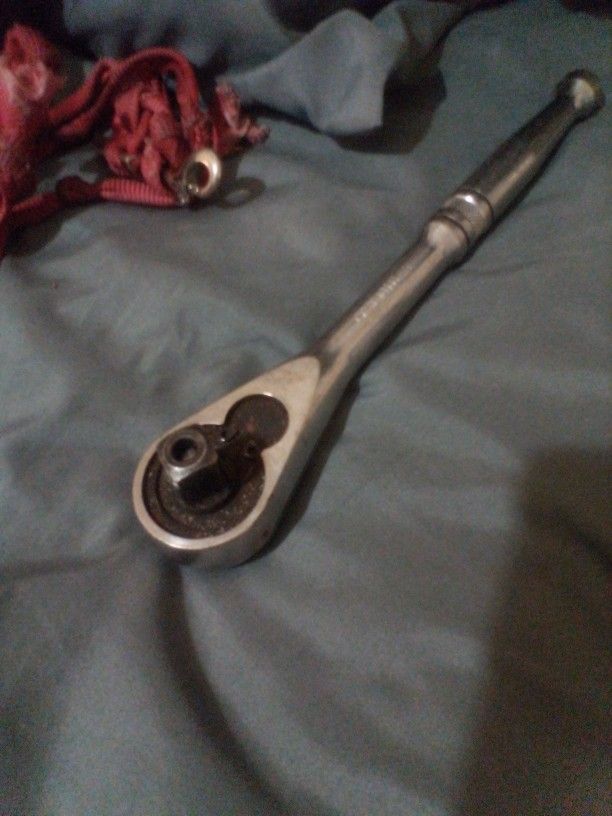 $30 OBO MAKE OFFER MATCO BRAND SILVER EAGLE 1/2IN DRIVE RATCHET
