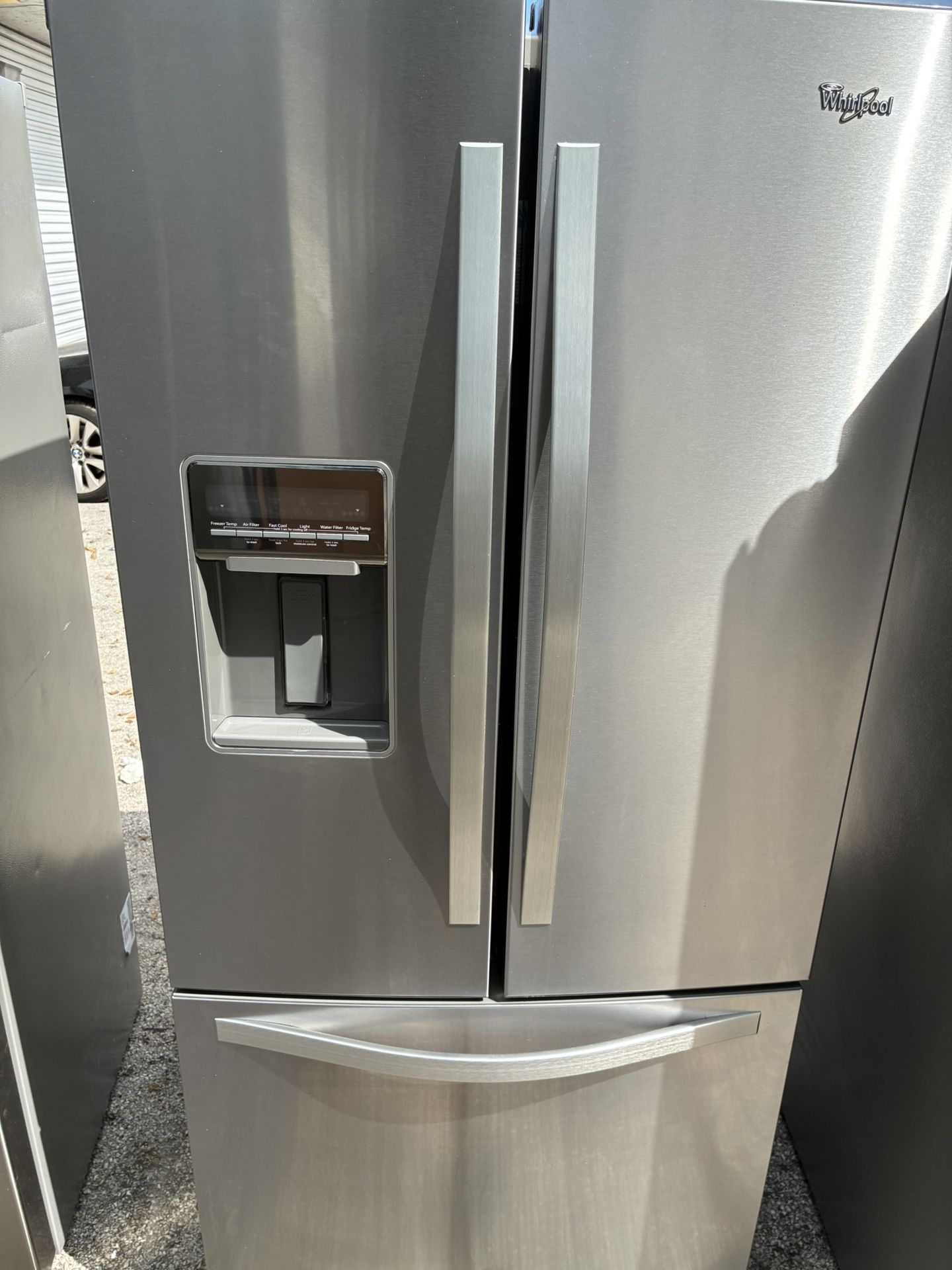 REFRIGERATOR WHIRLPOOL 30” 3 DOORS 