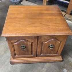 Wood Side/End Table