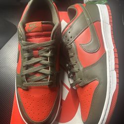 Nike Dunk Low Mystic Red Size 11.5 New