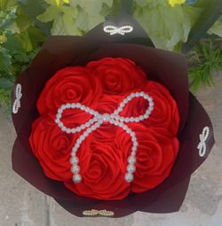 7 Count Pearl Themed Bouquet