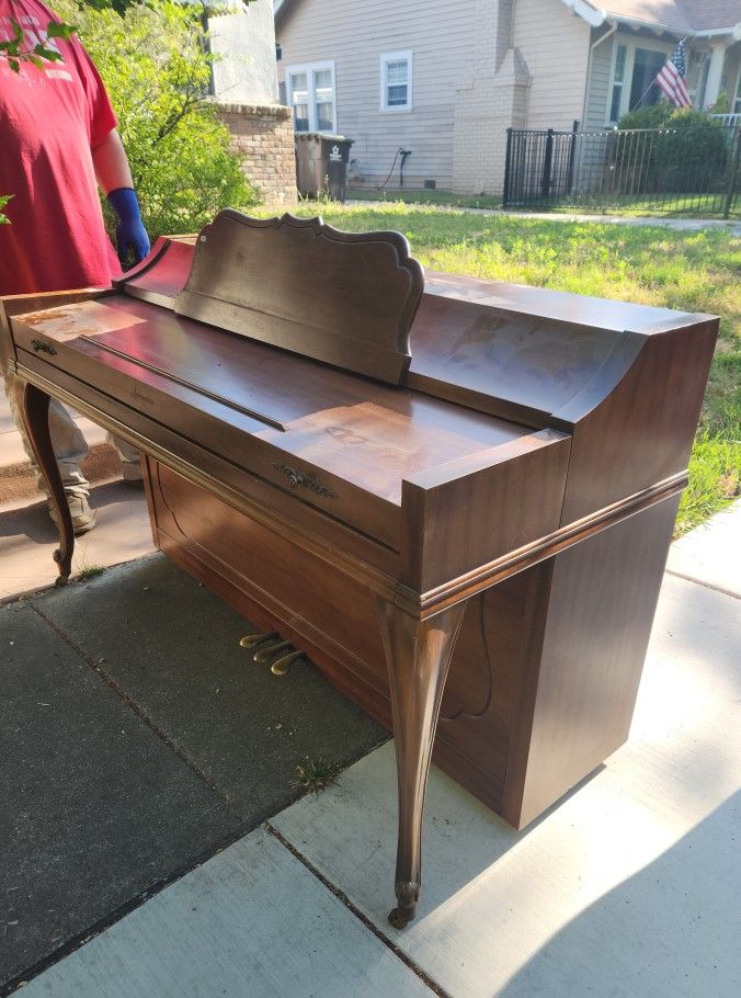 C H Baldwin Upright Piano Aerosonic