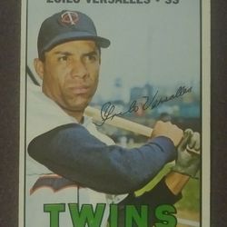 1967 Topps Zoilo Versalles Minnesota Twins #270  Baseball Card Vintage Collectible Sports MLB