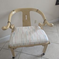 Vintage Horseshoe Chinoiserie Chair