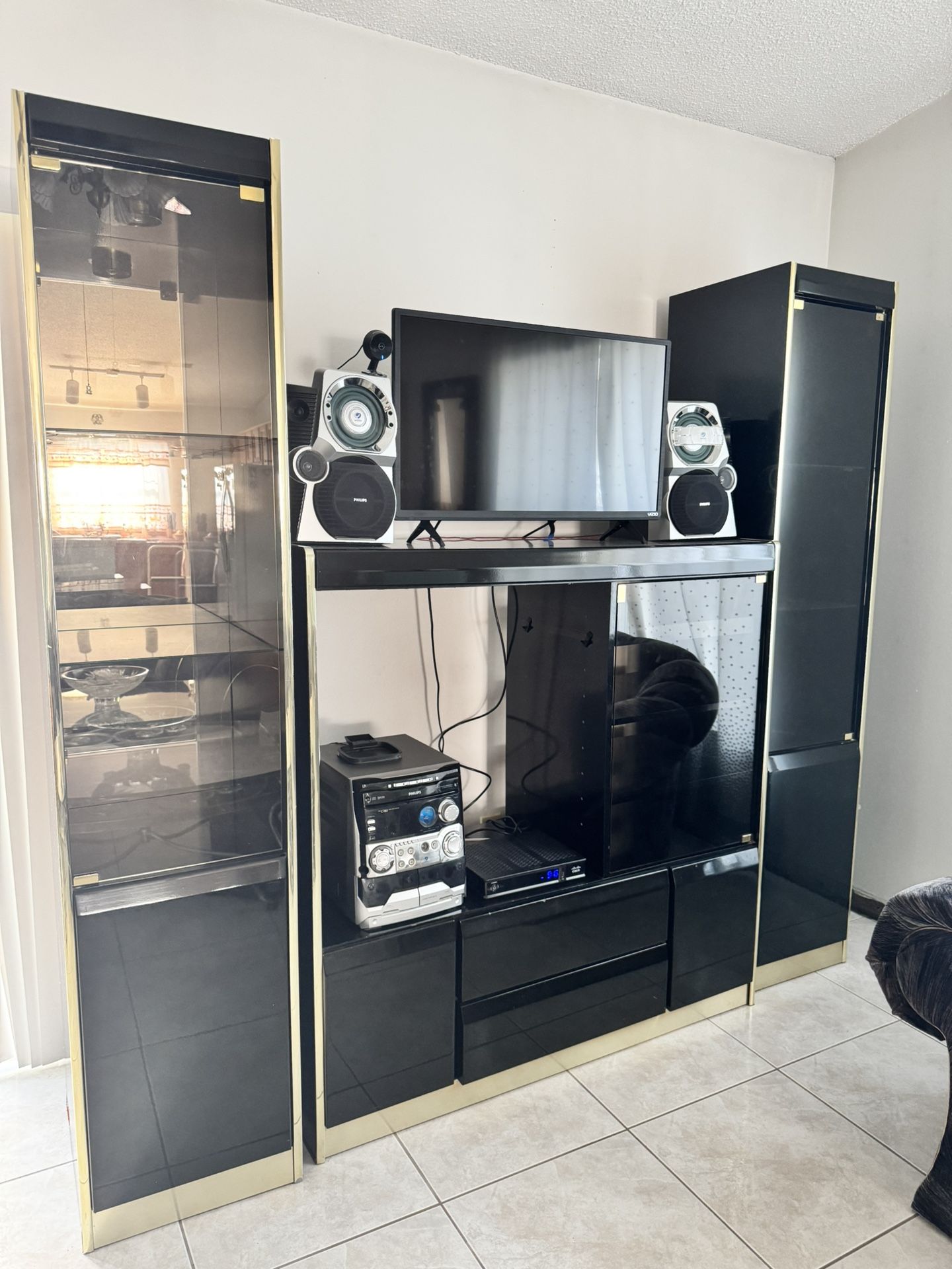 TV Entertaining Cabinet With Storage