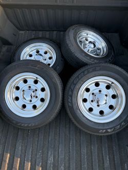 215/70R15 wheels and tires off a 06 Chevy Colorado